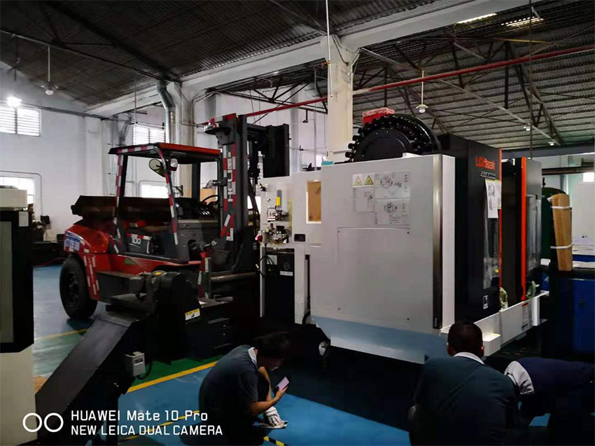 某模具制造商車間設備移位